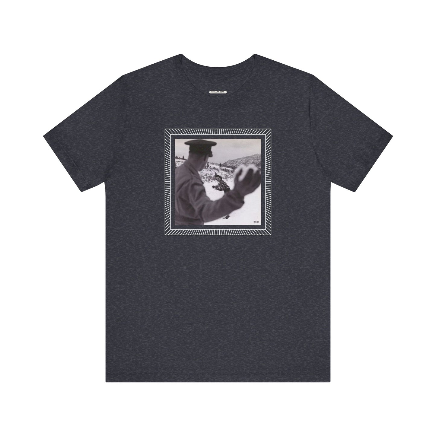 Snowball Fight, Marines, 1940 Vintage Graphic T-Shirt